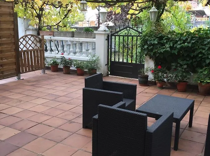 イン Restaurant Jose Luis