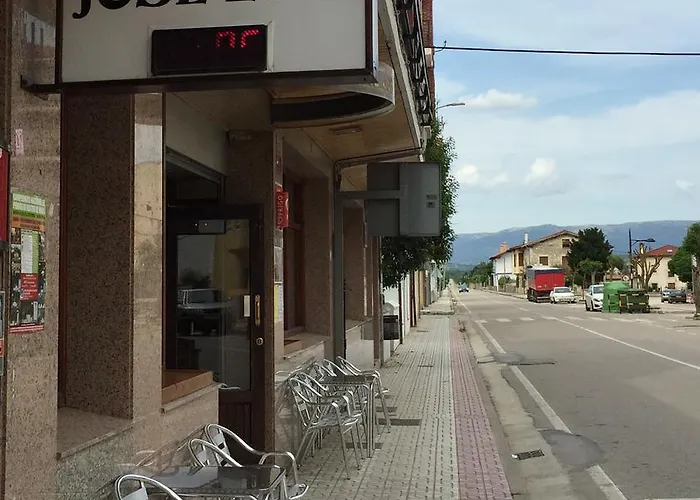 Restaurant Jose Luis イン